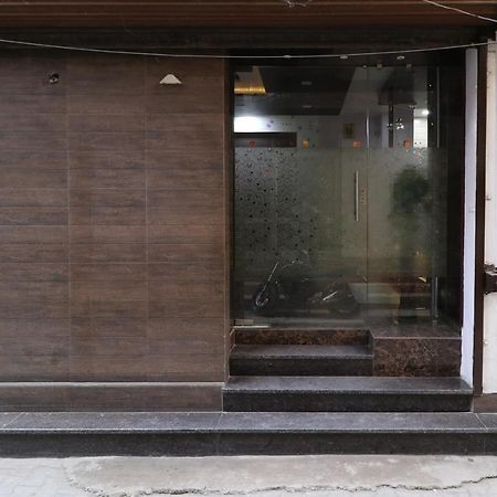 Oyo 29637 Hotel Kakkar 卢迪亚纳 外观 照片