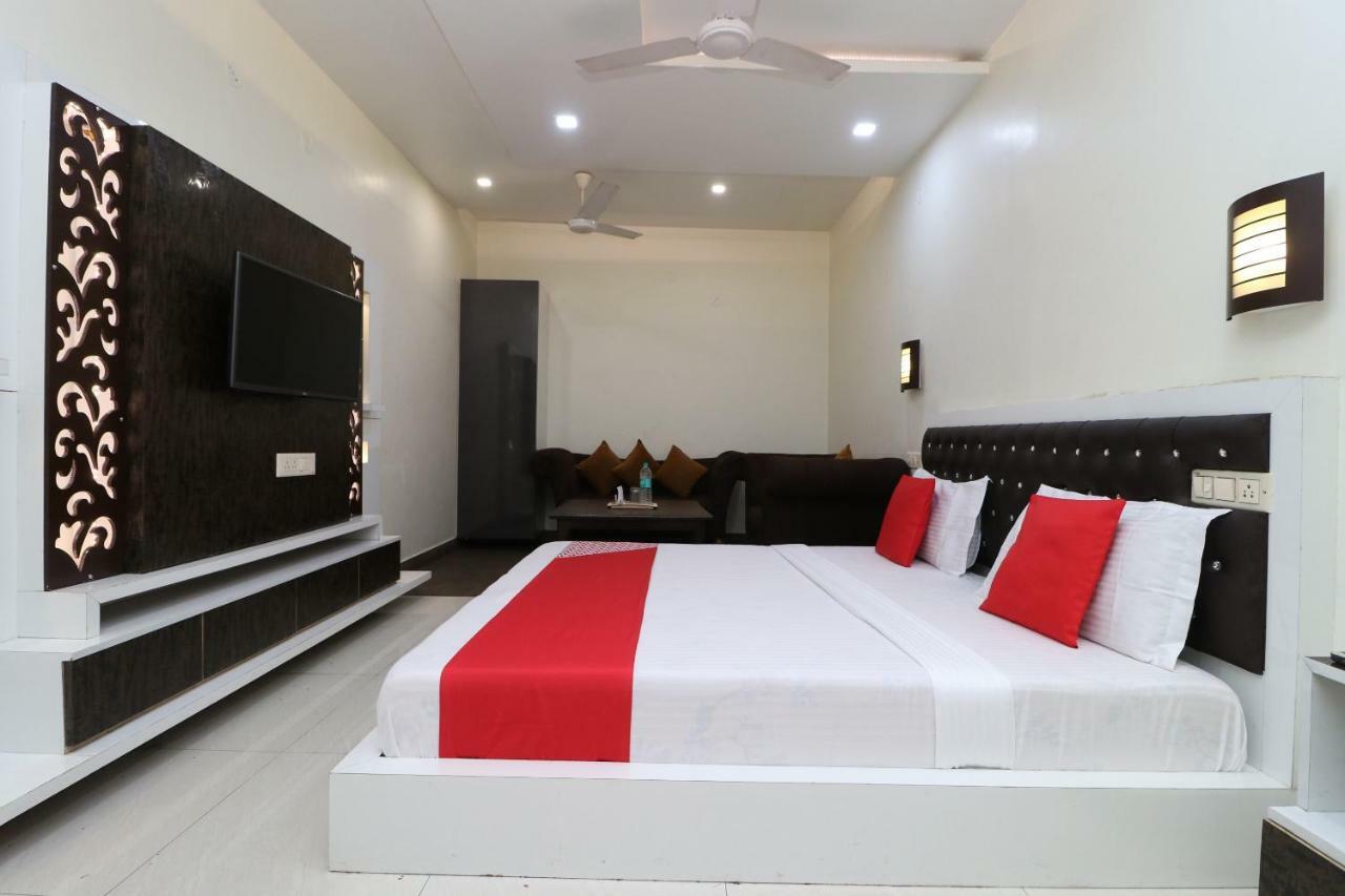 Oyo 29637 Hotel Kakkar 卢迪亚纳 外观 照片