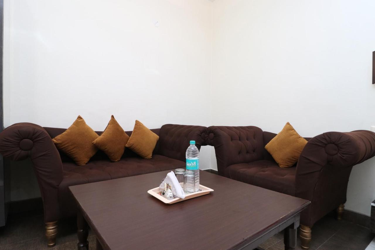Oyo 29637 Hotel Kakkar 卢迪亚纳 外观 照片